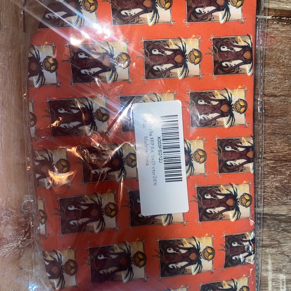 New Makeup pouch Travel,toiletries WP The Nightmare Before Christmas small bag - Picture 5 of 6